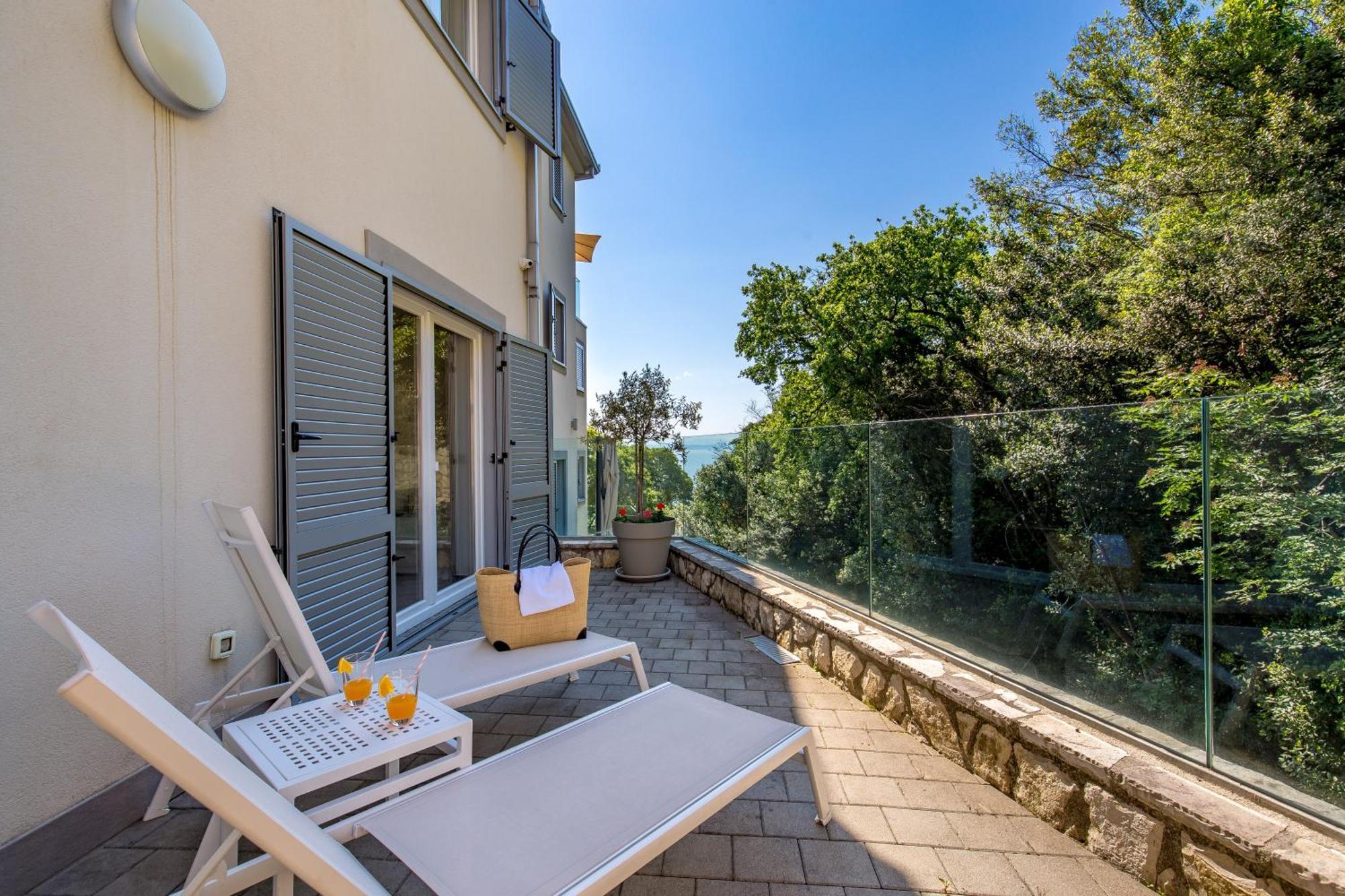 Plage Lovran Residence Exterior photo